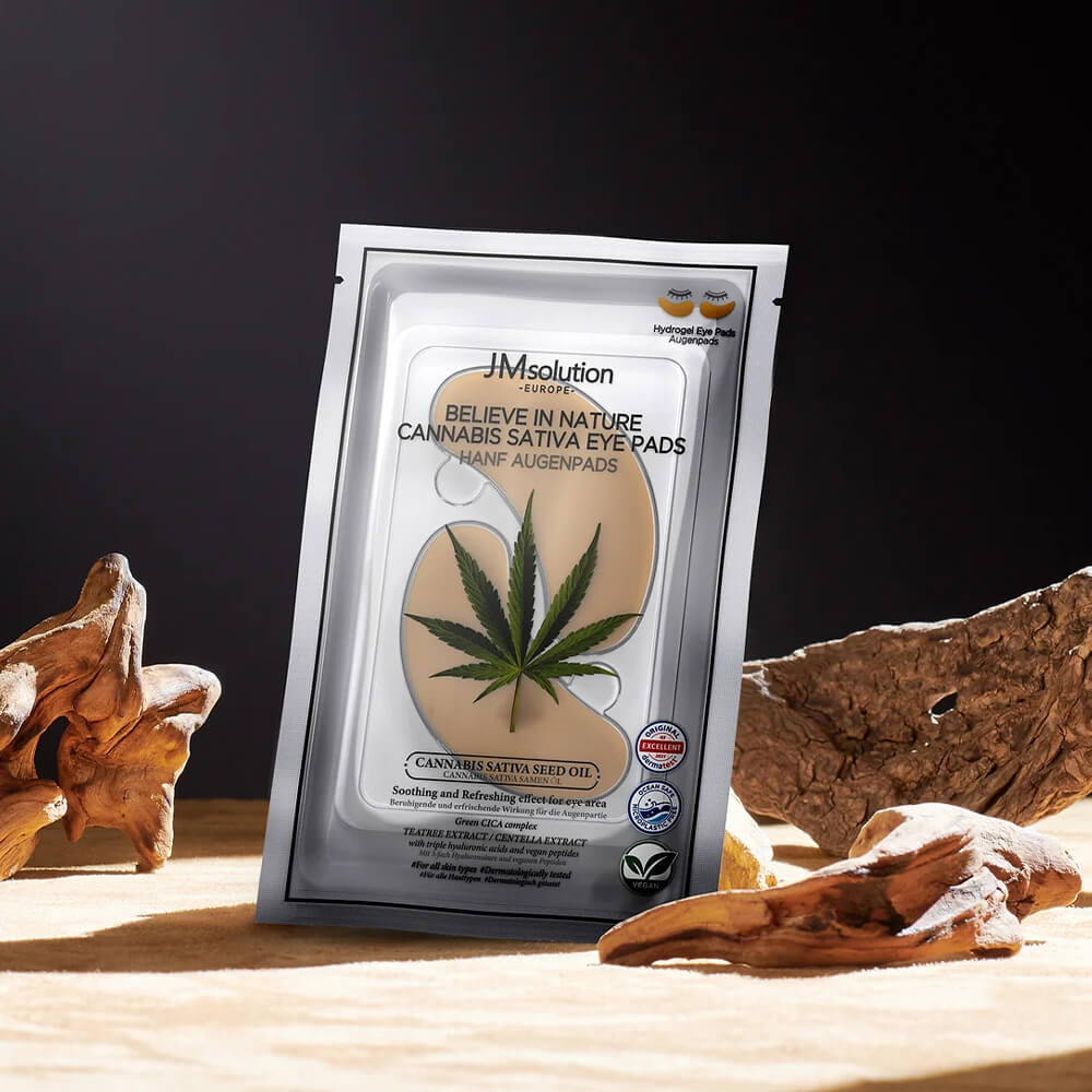 Охлаждающие патчи от отёков JMsolution Europe Believe In Nature Cannabis Sativa Eye Pads